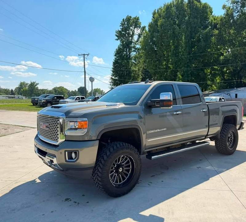 2017 gmc Sierra 2500HD Denali Denali 12