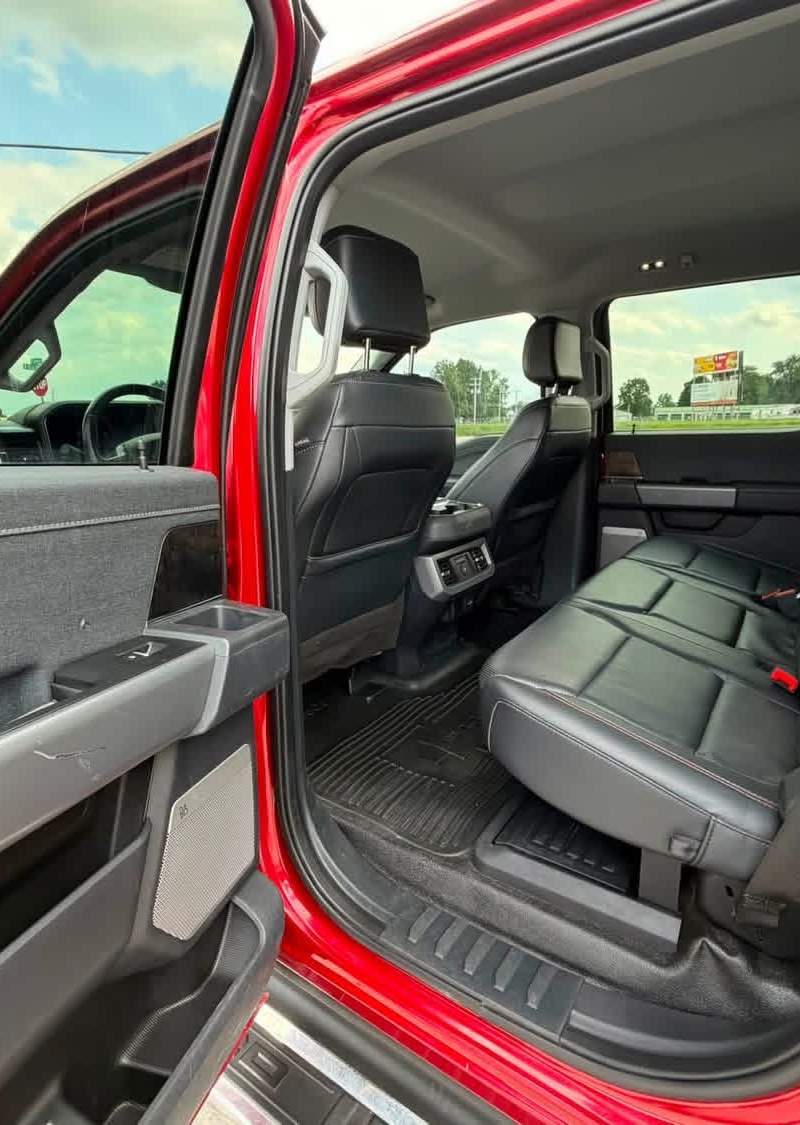 2013 ford F-350 Super Duty Lariat 7