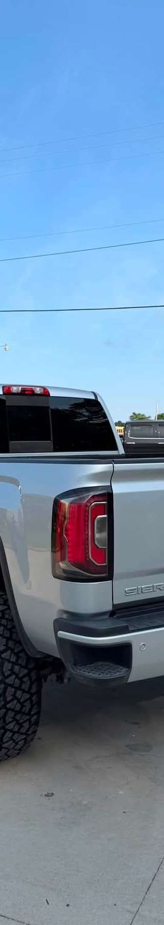2019 gmc Sierra 2500HD Denali  Denali 4WD Crew Cab thumbnail 2