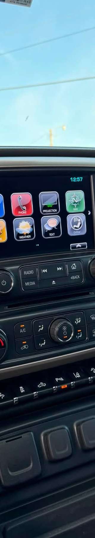 2019 gmc Sierra 2500HD Denali  Denali 4WD Crew Cab thumbnail 4