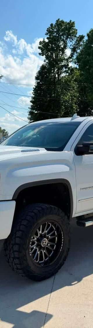 2019 gmc Sierra 2500HD Denali 4WD Crew Cab  thumbnail 1