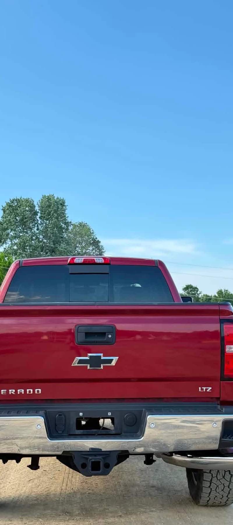 2018 chevrolet      Silverado 2500HD ltz 3