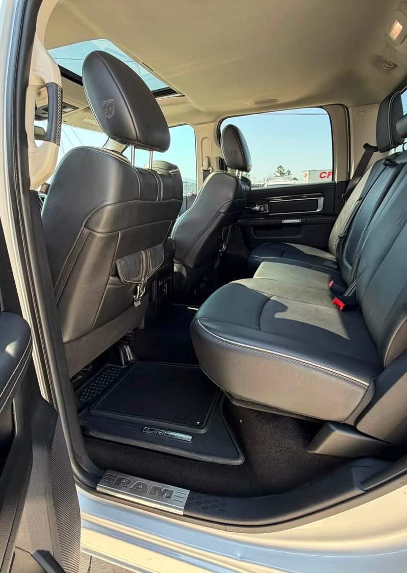 2014 ram 3500     Laramie Limited 6