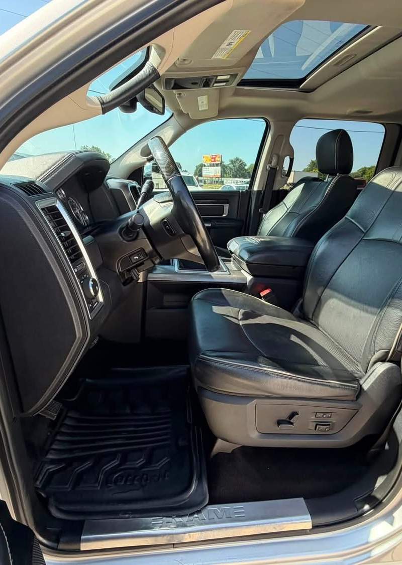 2014 ram 3500     Laramie Limited 7