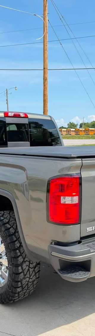 2018 gmc     Sierra 2500HD Denali. thumbnail 3