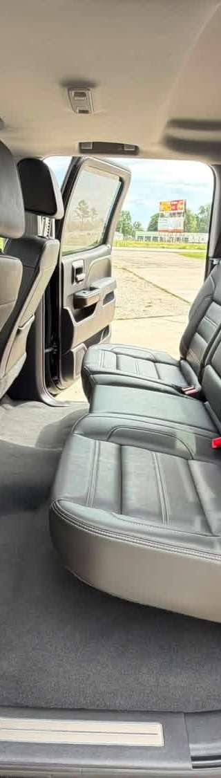 2017 gmc sierra 2500HD  thumbnail 8