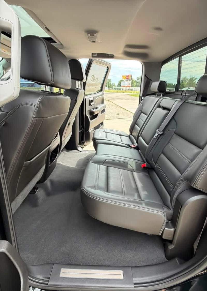 2017 gmc sierra 2500HD 8