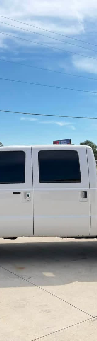 2015 ford f-250 platinum  thumbnail 2