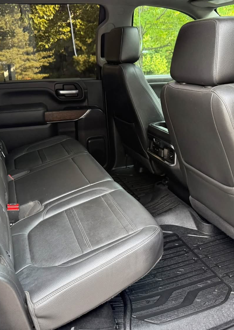 2020 gmc Sierra 3500HD Denali Ultimate. 7