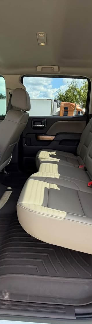 2019 chevrolet  Silverado 2500HD LTZ thumbnail 5