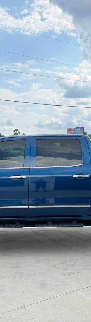 2017 gmc Sierra 2500HD Denali thumbnail 4