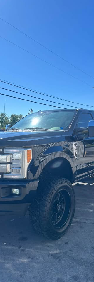 2018 ford f-250 Platinum 4x4 thumbnail 1