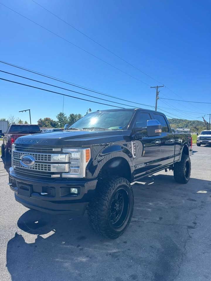 2018 ford f-250 Platinum 4x4 1