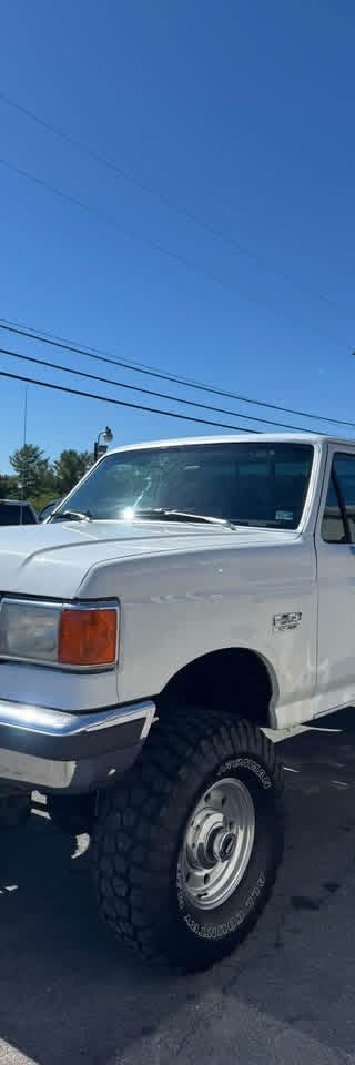1989 ford  Ford F-350 Super Duty XLT Lariat thumbnail 1