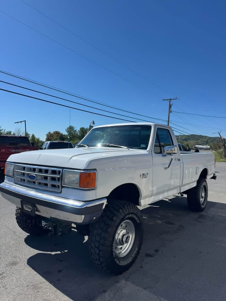 1989 ford Ford F-350 Super Duty XLT Lariat 1