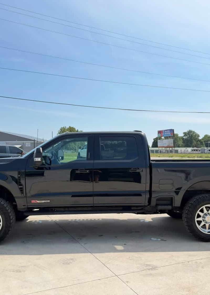 2023 ford F-350 Super Duty Lariat Ultimate Tremor 4x4 2