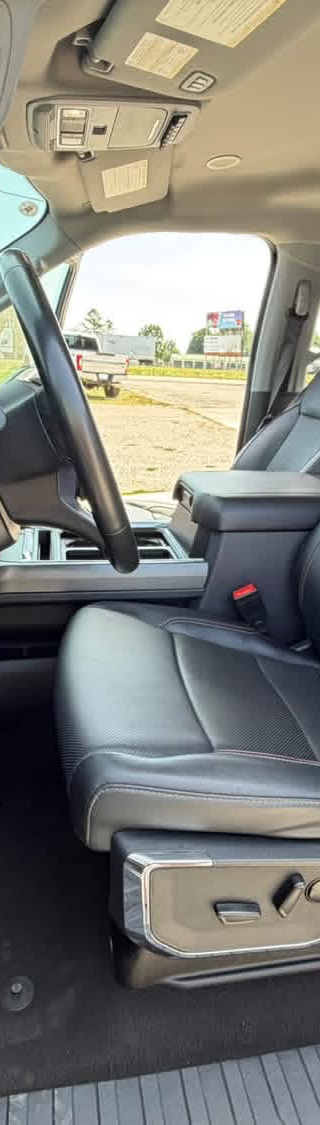 2023 ford F-350 Super Duty Lariat Ultimate Tremor 4x4 thumbnail 7