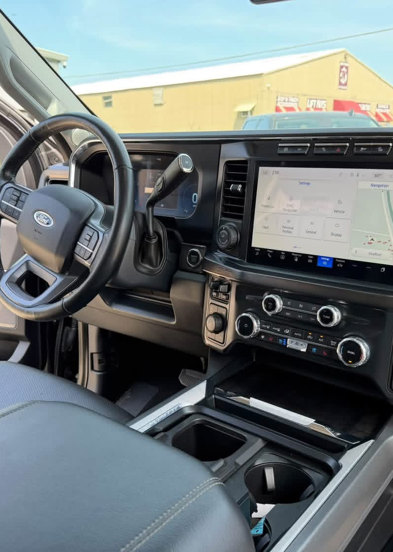 2023 ford F-350 Super Duty Lariat Ultimate Tremor 4x4 9