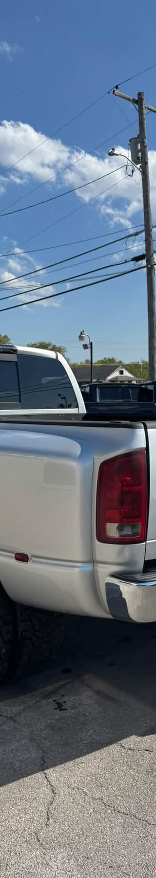 2006 Dodge Ram 3500 SLT thumbnail 6