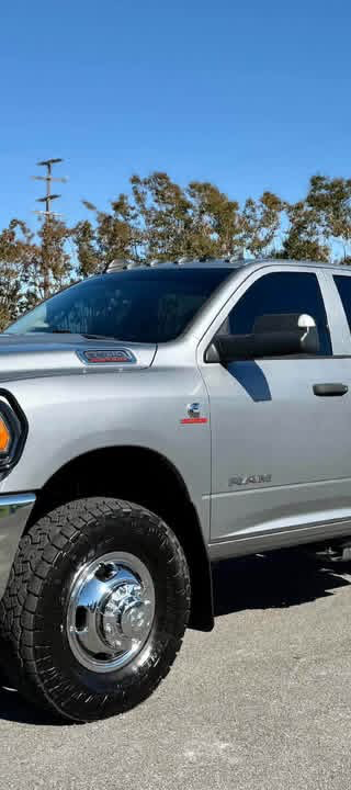 2020 ram 3500 Tradesman thumbnail 1