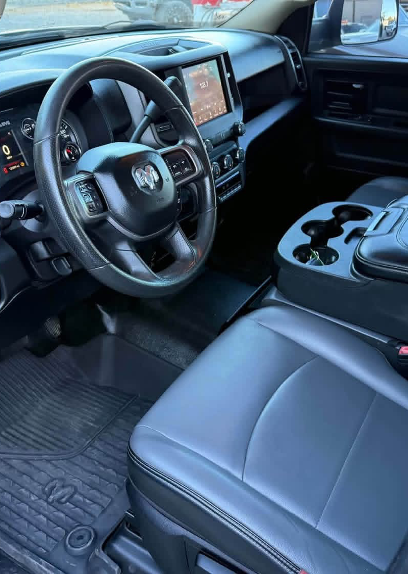 2020 ram 3500 Tradesman 9